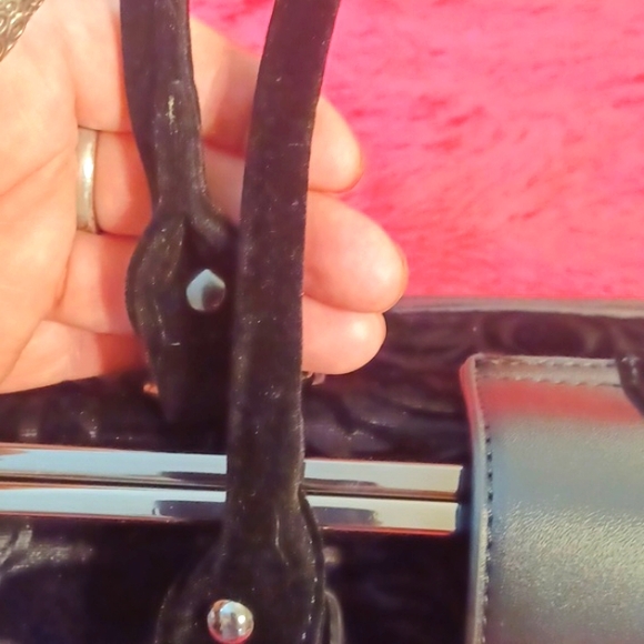 Killstar Monstra Daybag Velvet - Picture 5 of 16